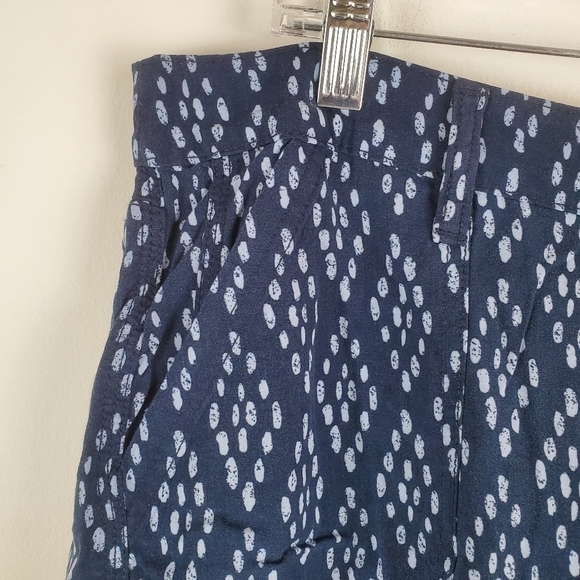 FADED Glory Shorts Womens 16 Rayon blue white Ikat casual coastal - Picture 4 of 5